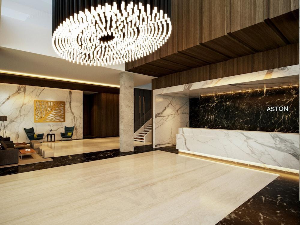 Aston Sidoarjo City Hotel & Conference Center Ngoại thất bức ảnh